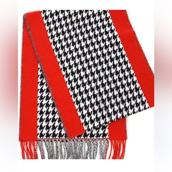 Houndstooth Black & Red Cashmere Feel Scarf - Picture 5 of 5